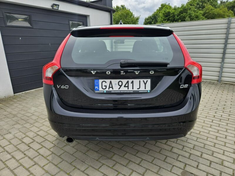 Volvo V60 D2 1.6 115KM manual BEZWYPADEK bardzo zadbany NAVI BDB stan I (2010-2018)