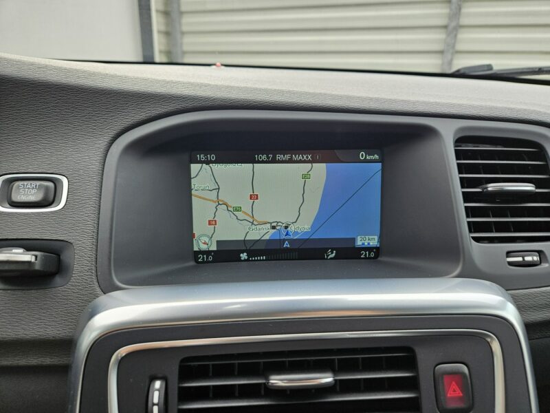 Volvo V60 D2 1.6 115KM manual BEZWYPADEK bardzo zadbany NAVI BDB stan I (2010-2018)