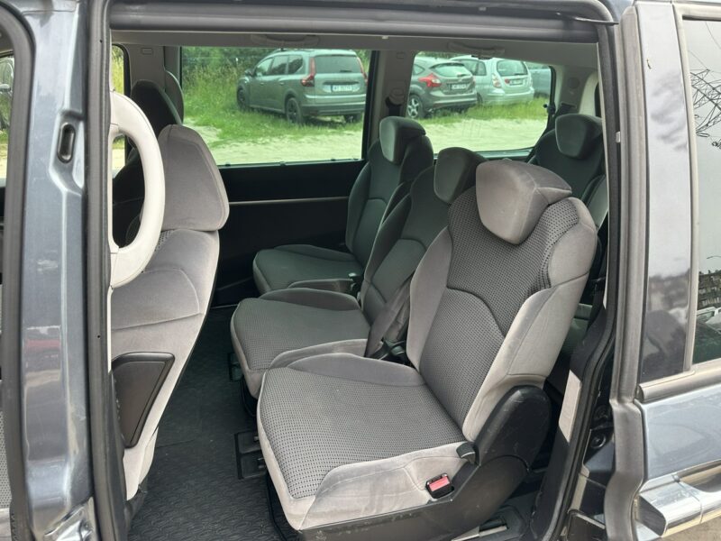 Peugeot 807 Elektrycznie drzwi/Tempomat/7 foteli/Parktronik/Alufelgi/Hak/ESP
