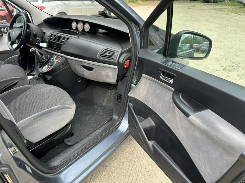 Peugeot 807 Elektrycznie drzwi/Tempomat/7 foteli/Parktronik/Alufelgi/Hak/ESP