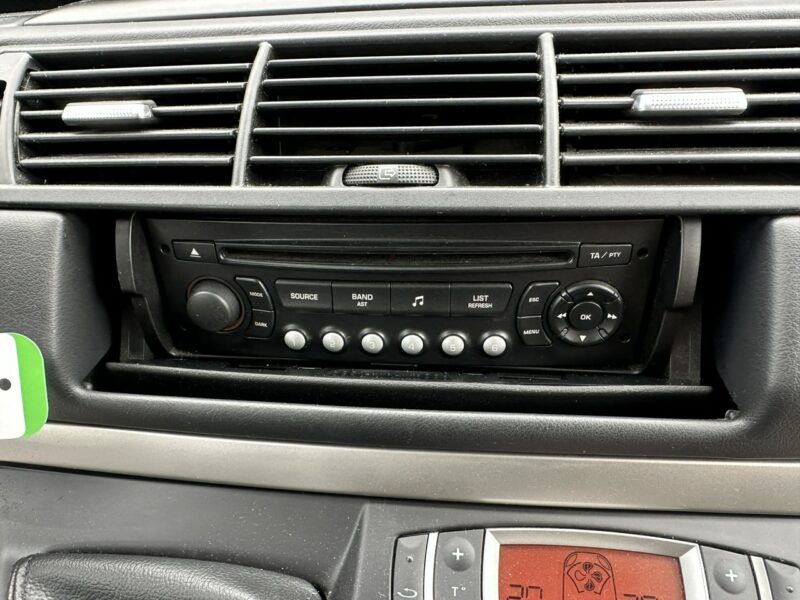 Peugeot 807 Elektrycznie drzwi/Tempomat/7 foteli/Parktronik/Alufelgi/Hak/ESP