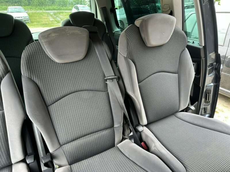 Peugeot 807 Elektrycznie drzwi/Tempomat/7 foteli/Parktronik/Alufelgi/Hak/ESP