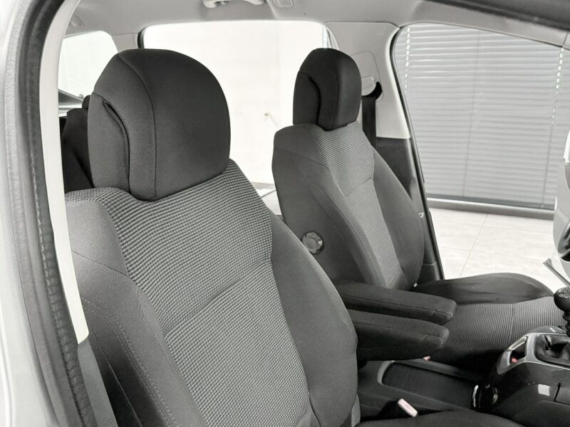Peugeot 5008 2.0 BlueHDi 150KM * PREMIUM * Klima * Hak * Serwis * Opony NOWE I (2009-2017)