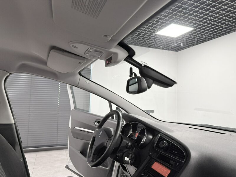 Peugeot 5008 2.0 BlueHDi 150KM * PREMIUM * Klima * Hak * Serwis * Opony NOWE I (2009-2017)