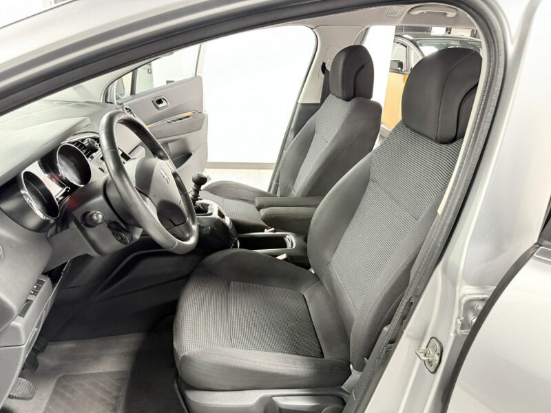 Peugeot 5008 2.0 BlueHDi 150KM * PREMIUM * Klima * Hak * Serwis * Opony NOWE I (2009-2017)