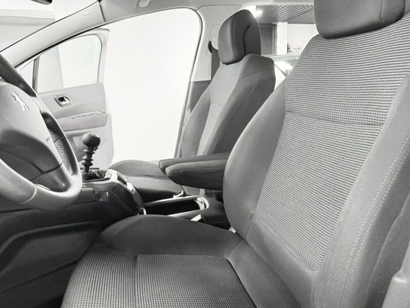 Peugeot 5008 2.0 BlueHDi 150KM * PREMIUM * Klima * Hak * Serwis * Opony NOWE I (2009-2017)