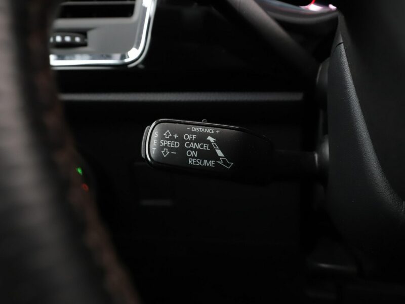 Cupra Ateca FV23% automat 300KM 4x4 alcantara virtual kamera BeatsAudio grzane fot