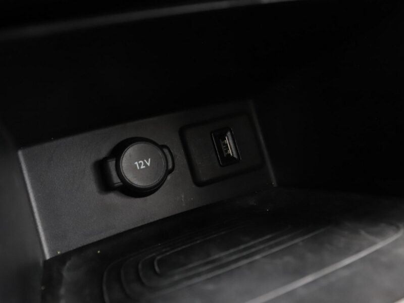 Opel Grandland X automat navi klima auto kamera i czujniki parkowania grzane fotele