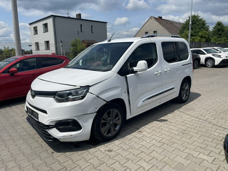 Toyota ProAce City Klimatornik Kamera 5osobowy