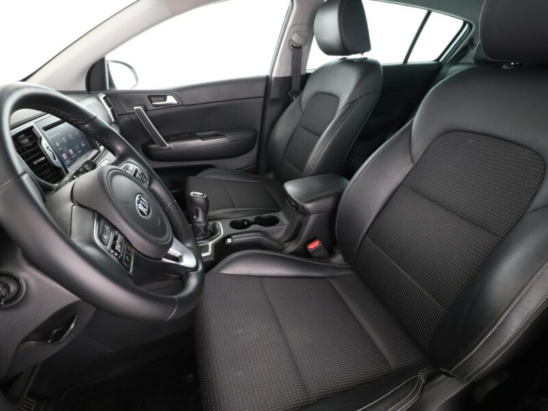 Kia Sportage LED navi klima auto kamera i czujniki parkowania IV (2016-2021)