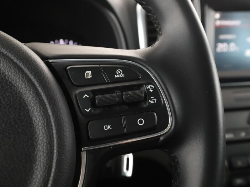 Kia Sportage LED navi klima auto kamera i czujniki parkowania IV (2016-2021)