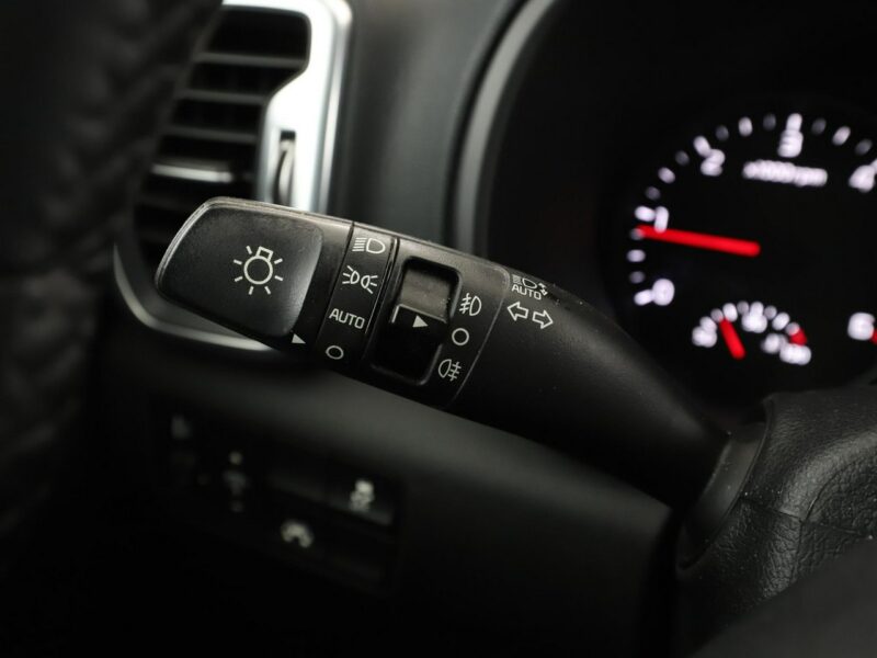 Kia Sportage LED navi klima auto kamera i czujniki parkowania IV (2016-2021)