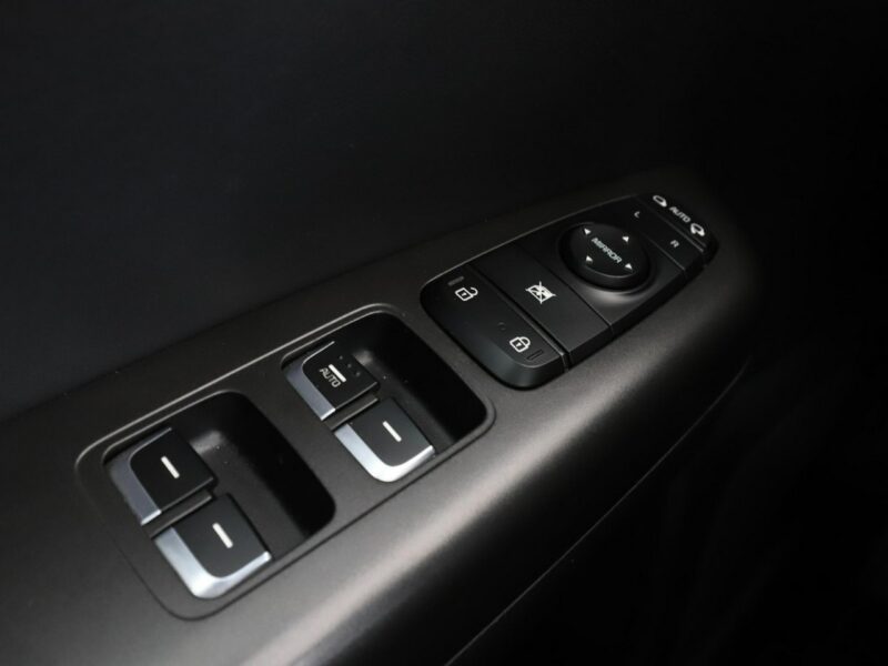 Kia Sportage LED navi klima auto kamera i czujniki parkowania IV (2016-2021)