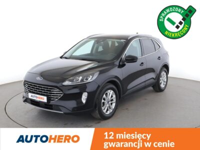 Ford Kuga navi full LED grzane fotele i kanapa czujniki parkowania klima auto III (2019-)