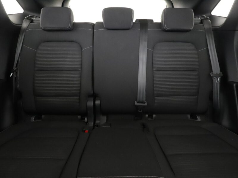 Ford Kuga navi full LED grzane fotele i kanapa czujniki parkowania klima auto III (2019-)