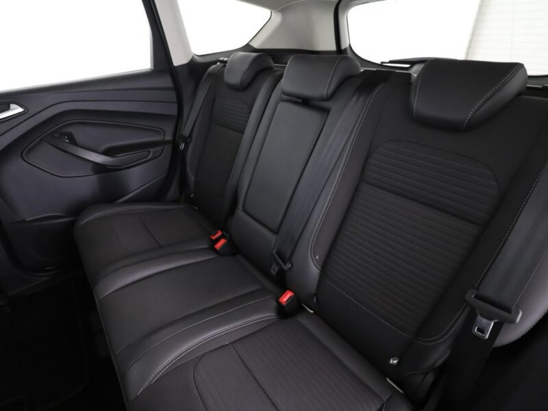 Ford Kuga 4x4 automat navi kamera i czujniki parkowania grzane fotele II (2012-)