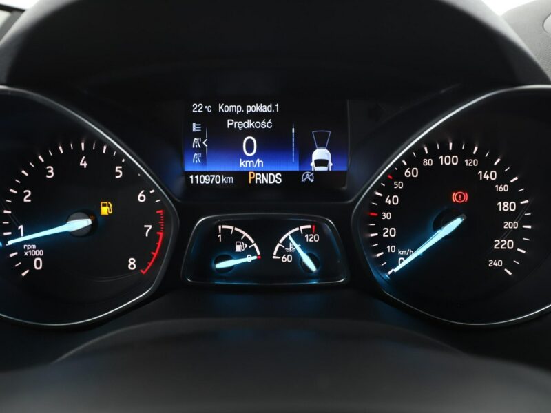 Ford Kuga 4x4 automat navi kamera i czujniki parkowania grzane fotele II (2012-)