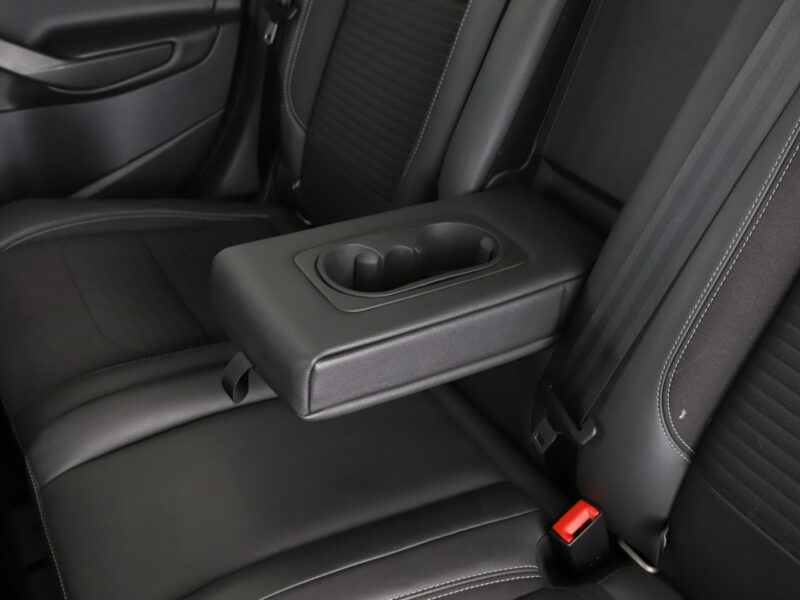 Ford Kuga 4x4 automat navi kamera i czujniki parkowania grzane fotele II (2012-)