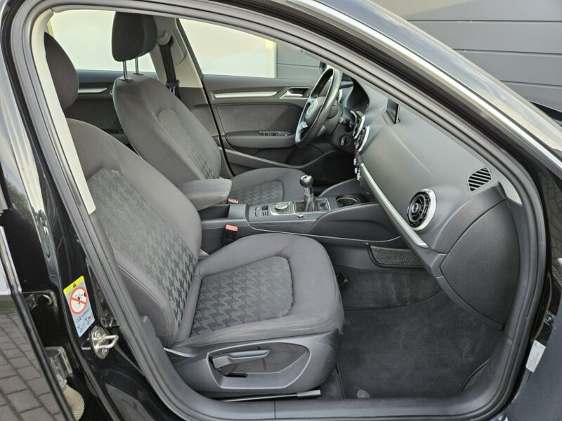 Audi A3 1.4 TFSI 122KM benzyna BEZWYPADEK zadbany SERWISOWANY BDB stan 8V (2012-)