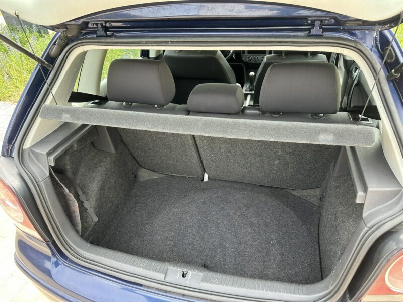 Volkswagen Polo 1,4benz, 5 drzwi, klimatyzacja, alufelgi, isofix, opony wielosezonowe IV FL (2005-2009)