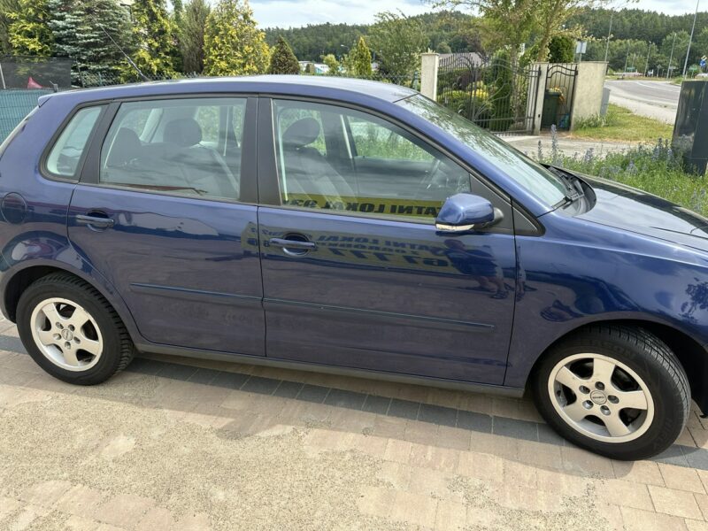 Volkswagen Polo 1,4benz, 5 drzwi, klimatyzacja, alufelgi, isofix, opony wielosezonowe IV FL (2005-2009)