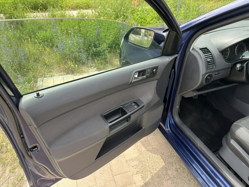 Volkswagen Polo 1,4benz, 5 drzwi, klimatyzacja, alufelgi, isofix, opony wielosezonowe IV FL (2005-2009)