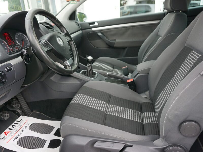 Volkswagen Golf ubezpieczony, zarejestrowany, sprawny, V (2003-2008)