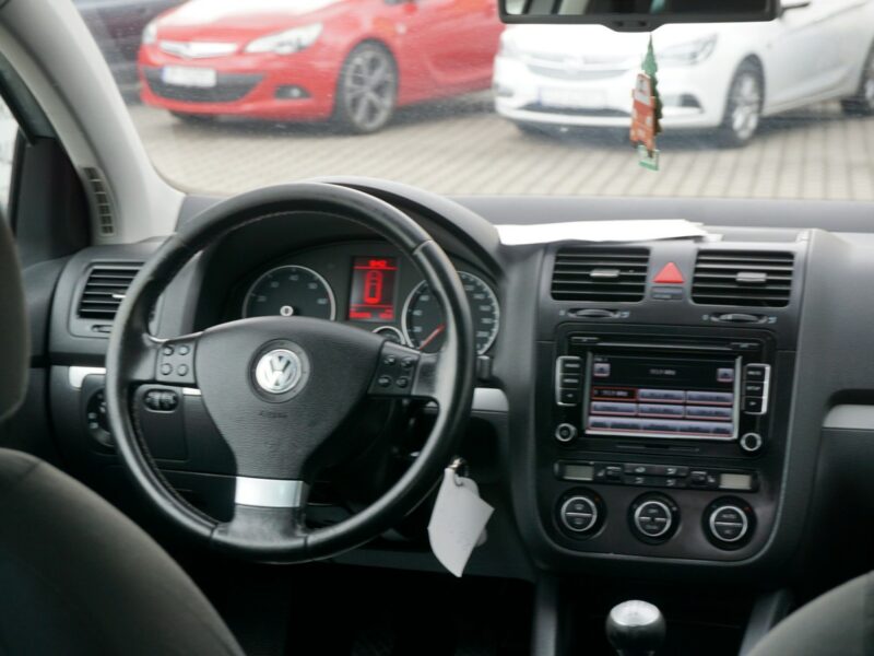 Volkswagen Golf ubezpieczony, zarejestrowany, sprawny, V (2003-2008)