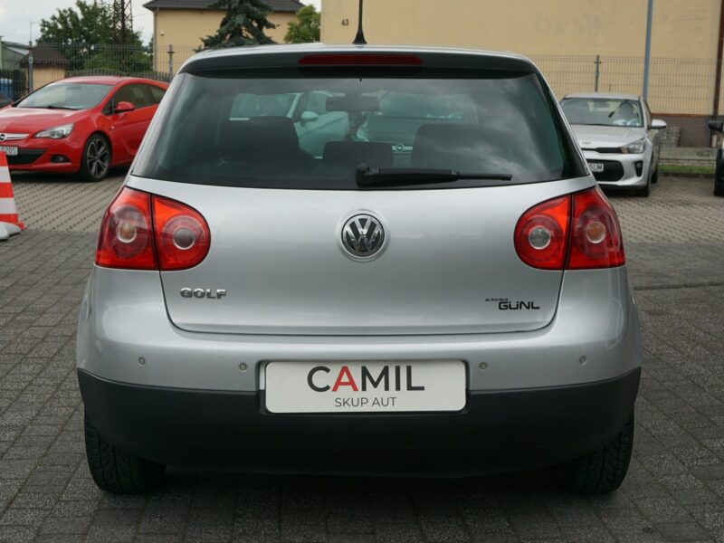 Volkswagen Golf ubezpieczony, zarejestrowany, sprawny, V (2003-2008)