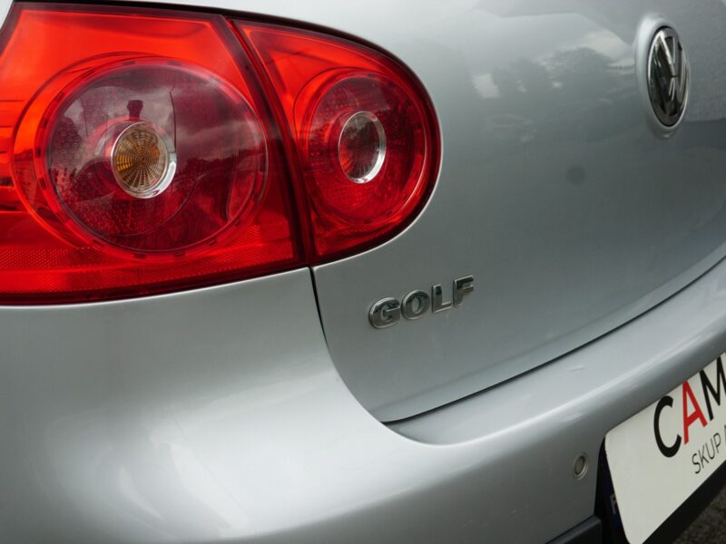 Volkswagen Golf ubezpieczony, zarejestrowany, sprawny, V (2003-2008)