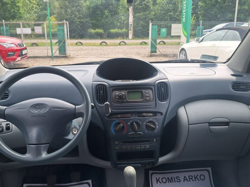 Toyota Yaris Verso Verso