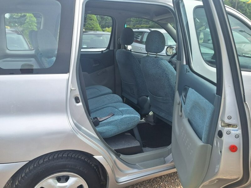 Toyota Yaris Verso Verso