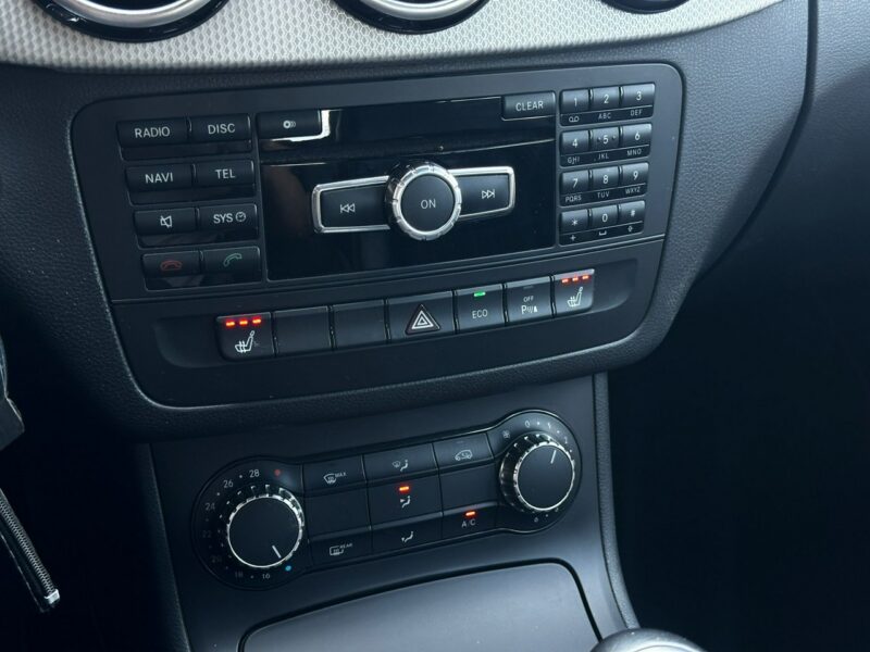 Mercedes B 180 Mercedes B-Klasa 1.6-122KM Bogate wyposażenie 127tkm 2013r W246 (2011-)