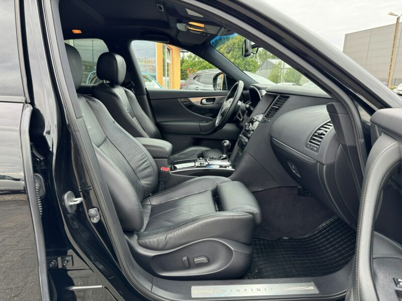 Infiniti FX30d *FILM*Model S*Bose*BLACK*Roczna Gwarancja Techniczna* II (2009-2013)