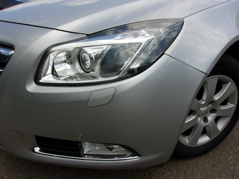 Opel Insignia Klimatronic 2-stref, Ele. bagażnik, Podgrz. fotele + kierownica, PDC A (2008-2017)