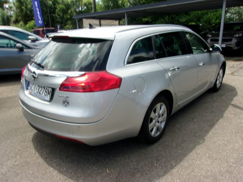 Opel Insignia Klimatronic 2-stref, Ele. bagażnik, Podgrz. fotele + kierownica, PDC A (2008-2017)