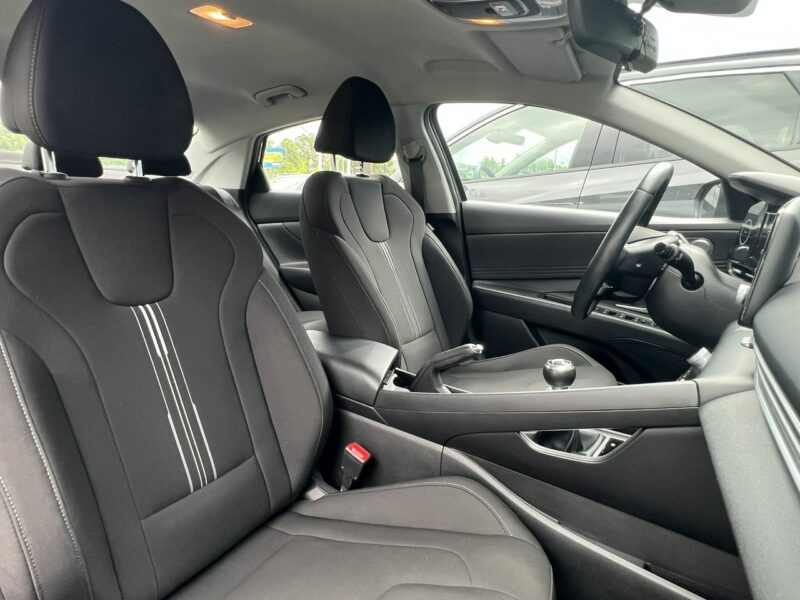 Hyundai Elantra 1.6MPI 123KM Smart + Tech Gwarancja 2027 FV23% VII (2021-)