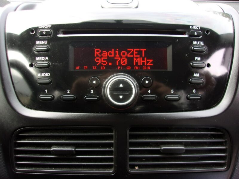 Fiat Doblo Klimatronic, Ele szyby 4x, Ele lusterka, Podgrz. fotele Hak holowniczy II (2009-)