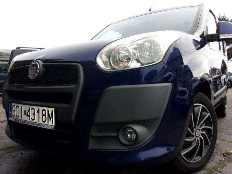 Fiat Doblo Klimatronic, Ele szyby 4x, Ele lusterka, Podgrz. fotele Hak holowniczy II (2009-)