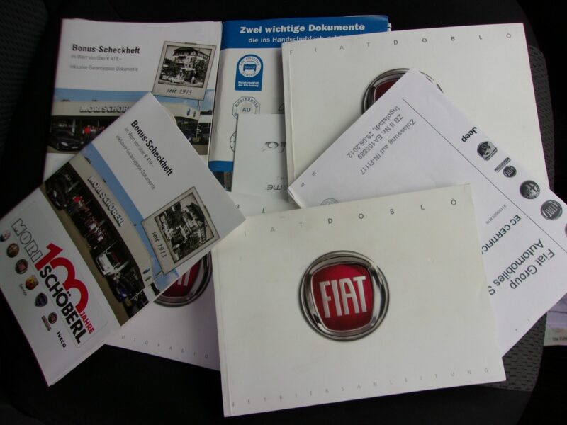 Fiat Doblo Klimatronic, Ele szyby 4x, Ele lusterka, Podgrz. fotele Hak holowniczy II (2009-)