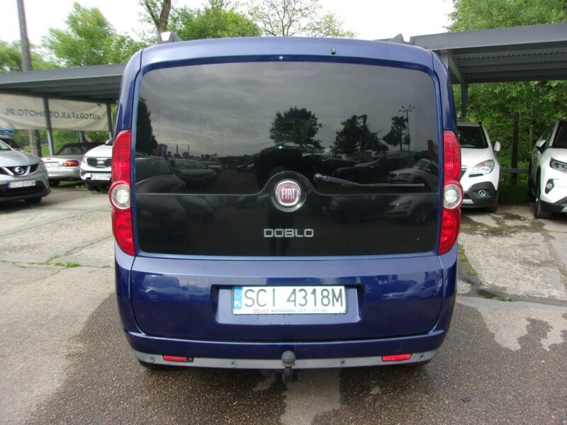 Fiat Doblo Klimatronic, Ele szyby 4x, Ele lusterka, Podgrz. fotele Hak holowniczy II (2009-)