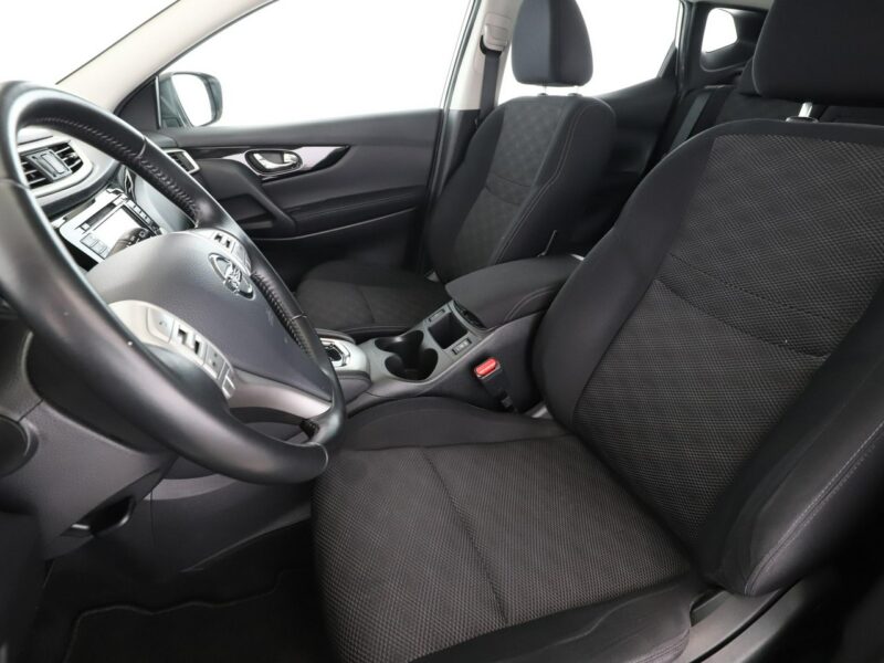 Nissan Qashqai automat navi klima auto grzane fotele kamera i czujniki parkowania II (2013-2021)