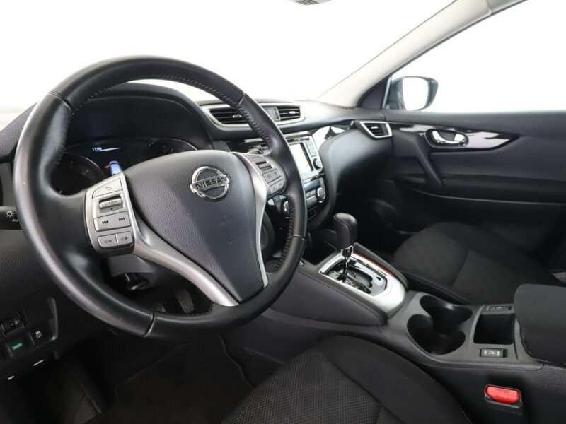Nissan Qashqai automat navi klima auto grzane fotele kamera i czujniki parkowania II (2013-2021)