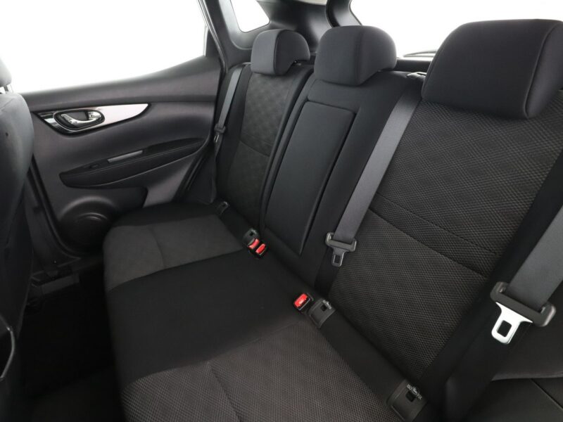 Nissan Qashqai automat navi klima auto grzane fotele kamera i czujniki parkowania II (2013-2021)