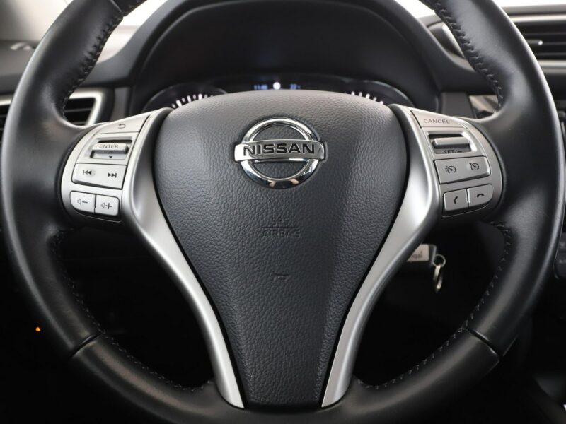 Nissan Qashqai automat navi klima auto grzane fotele kamera i czujniki parkowania II (2013-2021)
