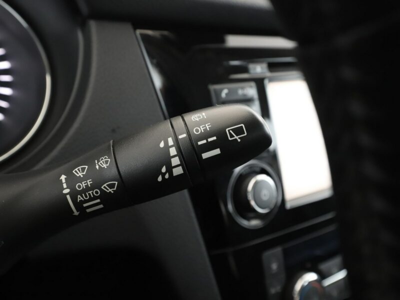 Nissan Qashqai automat navi klima auto grzane fotele kamera i czujniki parkowania II (2013-2021)