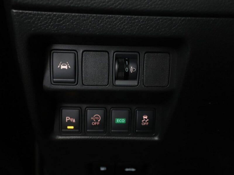 Nissan Qashqai automat navi klima auto grzane fotele kamera i czujniki parkowania II (2013-2021)