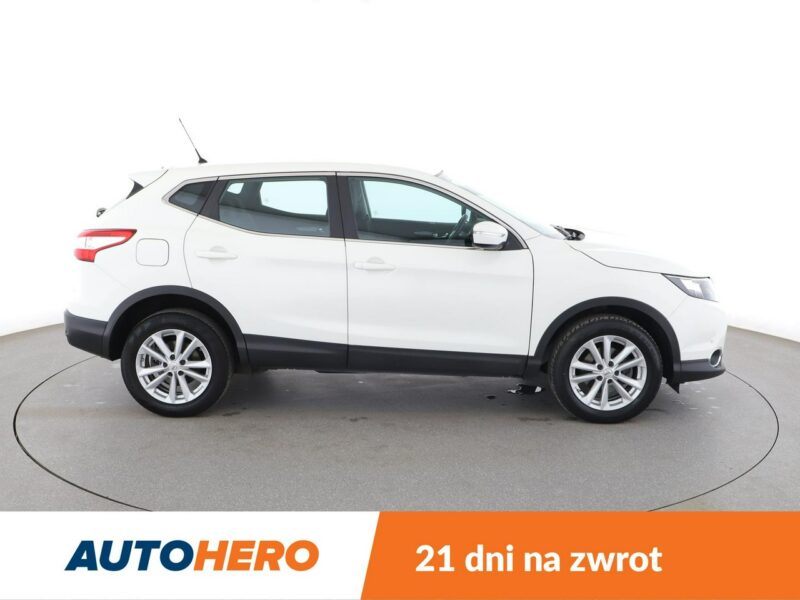 Nissan Qashqai automat navi klima auto grzane fotele kamera i czujniki parkowania II (2013-2021)