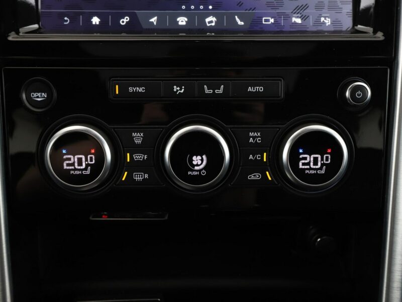 Land Rover Discovery FV23 AWD Landmark Edt 7os. Virtual ACC Navi Grzana Skóra Meridian LED V (2017-)