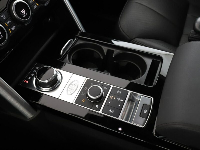 Land Rover Discovery FV23 AWD Landmark Edt 7os. Virtual ACC Navi Grzana Skóra Meridian LED V (2017-)